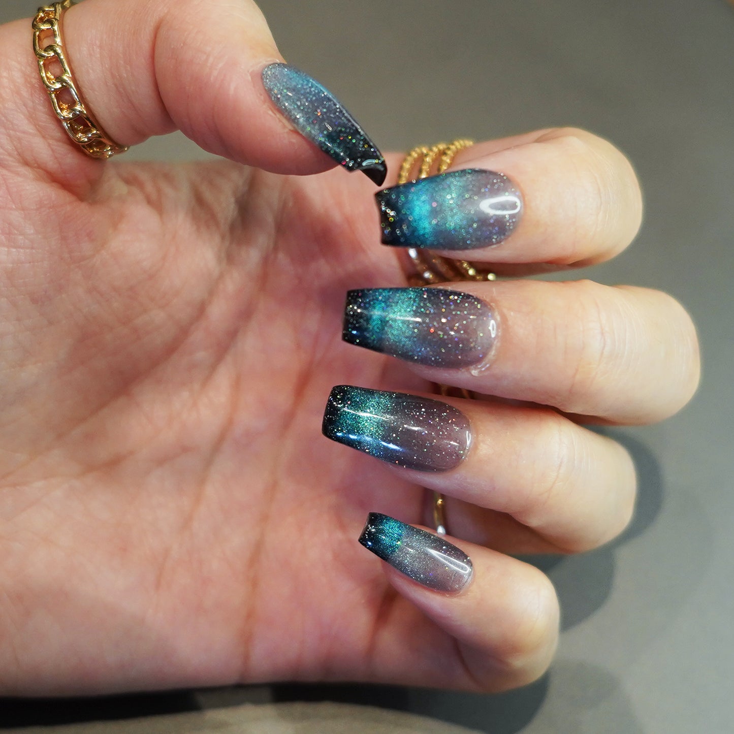 Cat eye Starry night blue-green nails daily casual wear