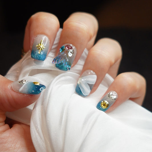 Crystal blue Mermaid Oceanic shells and stars ombre blue white beach nails