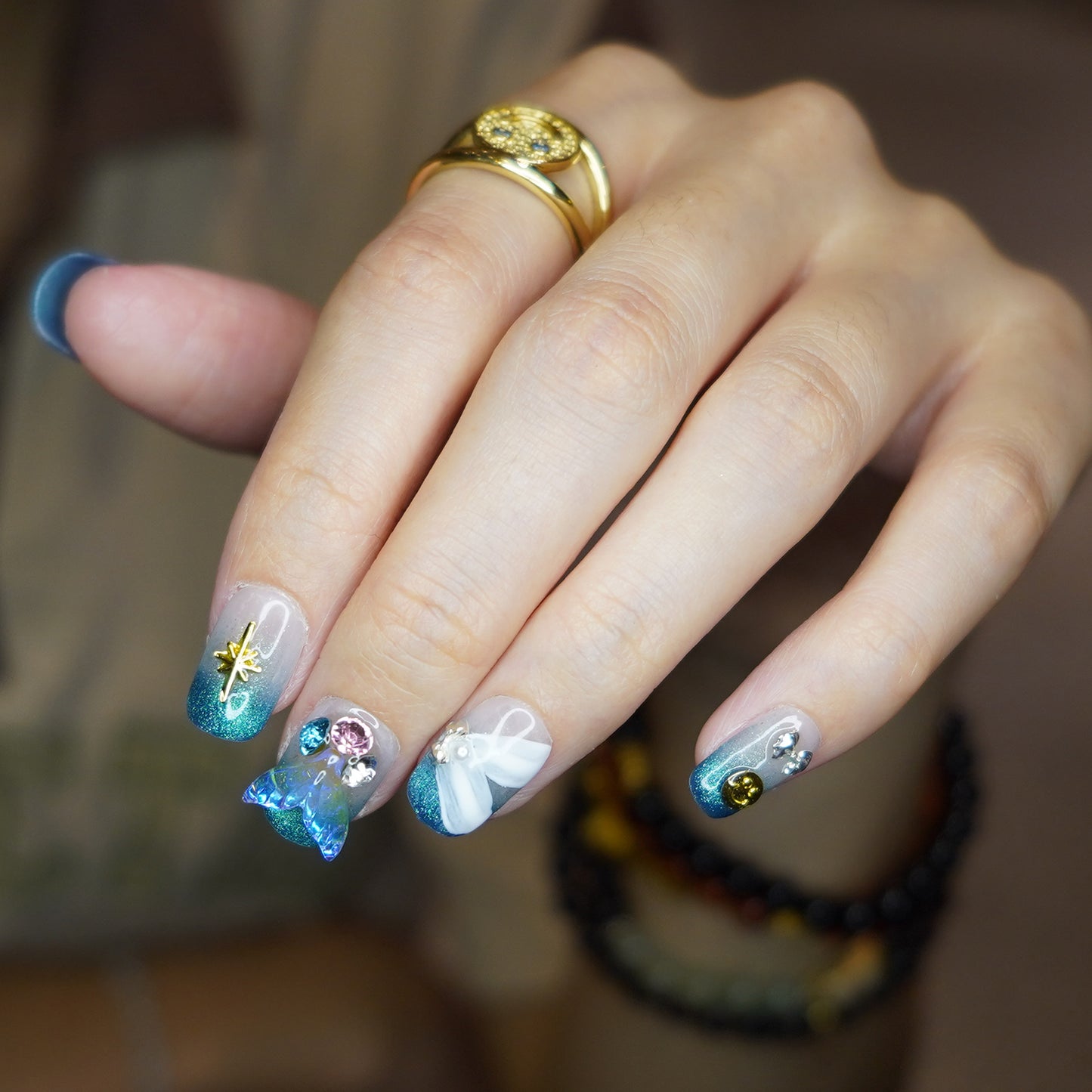 Crystal blue Mermaid Oceanic shells and stars ombre blue white beach nails