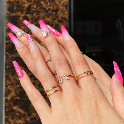 EXTRA LONG COFFIN HOT PINK SHIMMERY PRESSE À LA MAIN SUR LES ONGLES