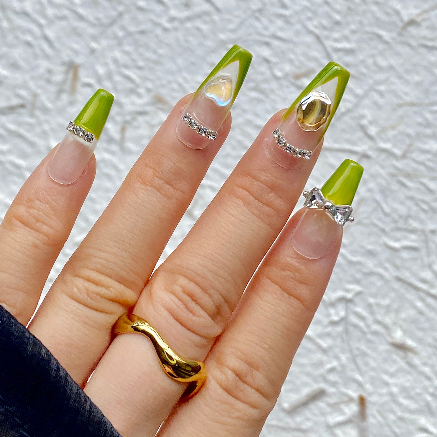 French-tip Light Green Crystal Bow Handmade Press-On Nails