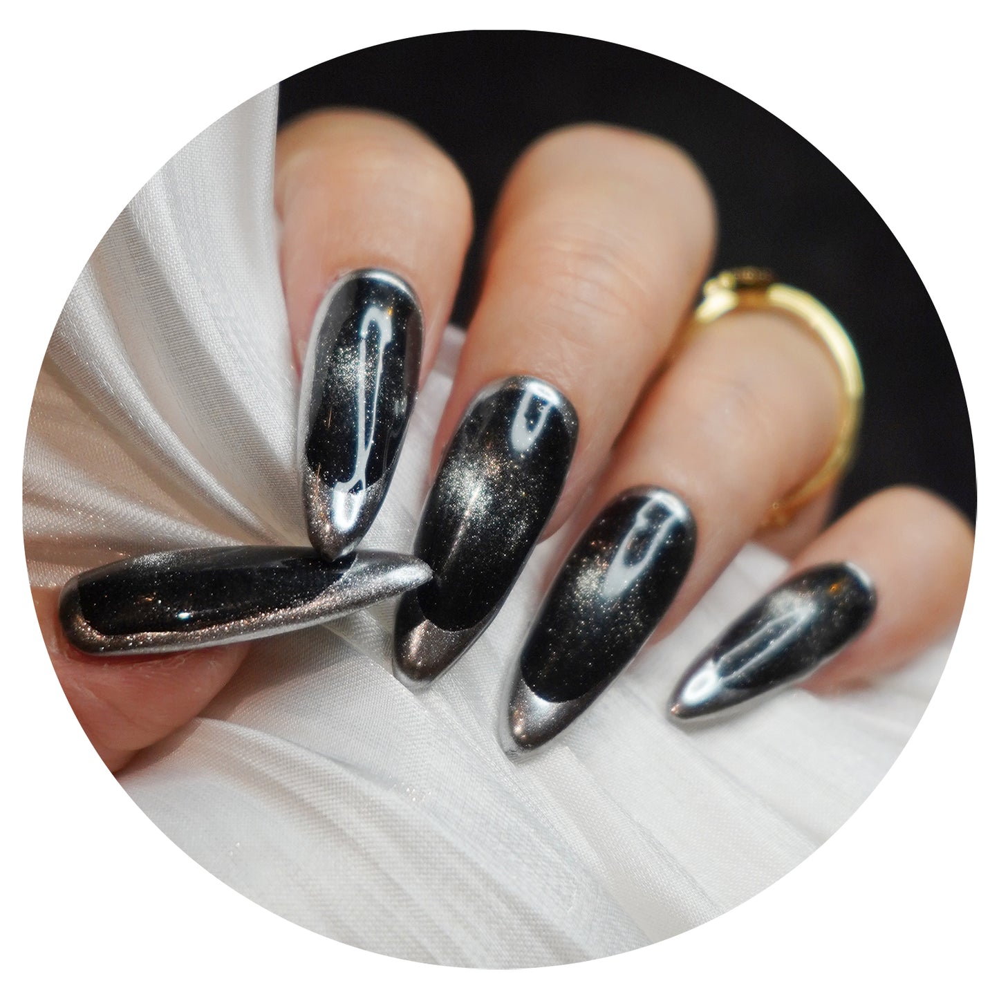 Cat eye Chrome cool black silvery grey nanils punk girls